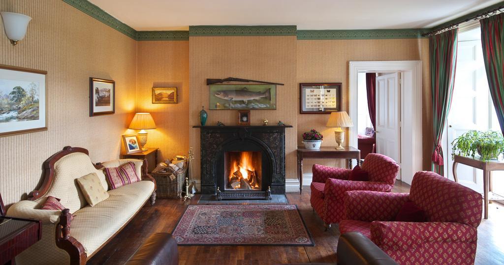 Delphi Lodge リーノーン エクステリア 写真