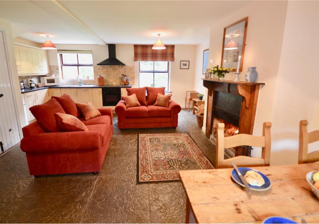 Delphi Lodge リーノーン エクステリア 写真